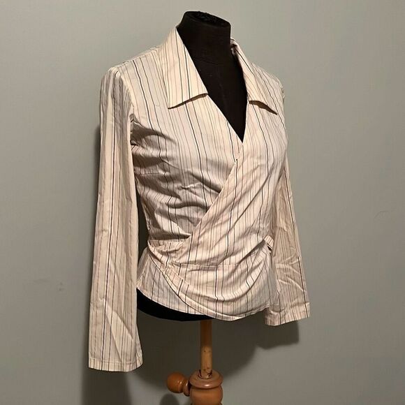 LOB Collection Women's Cream Long Sleeve Striped Wrap Blouse Size Medium - Picture 2 of 10